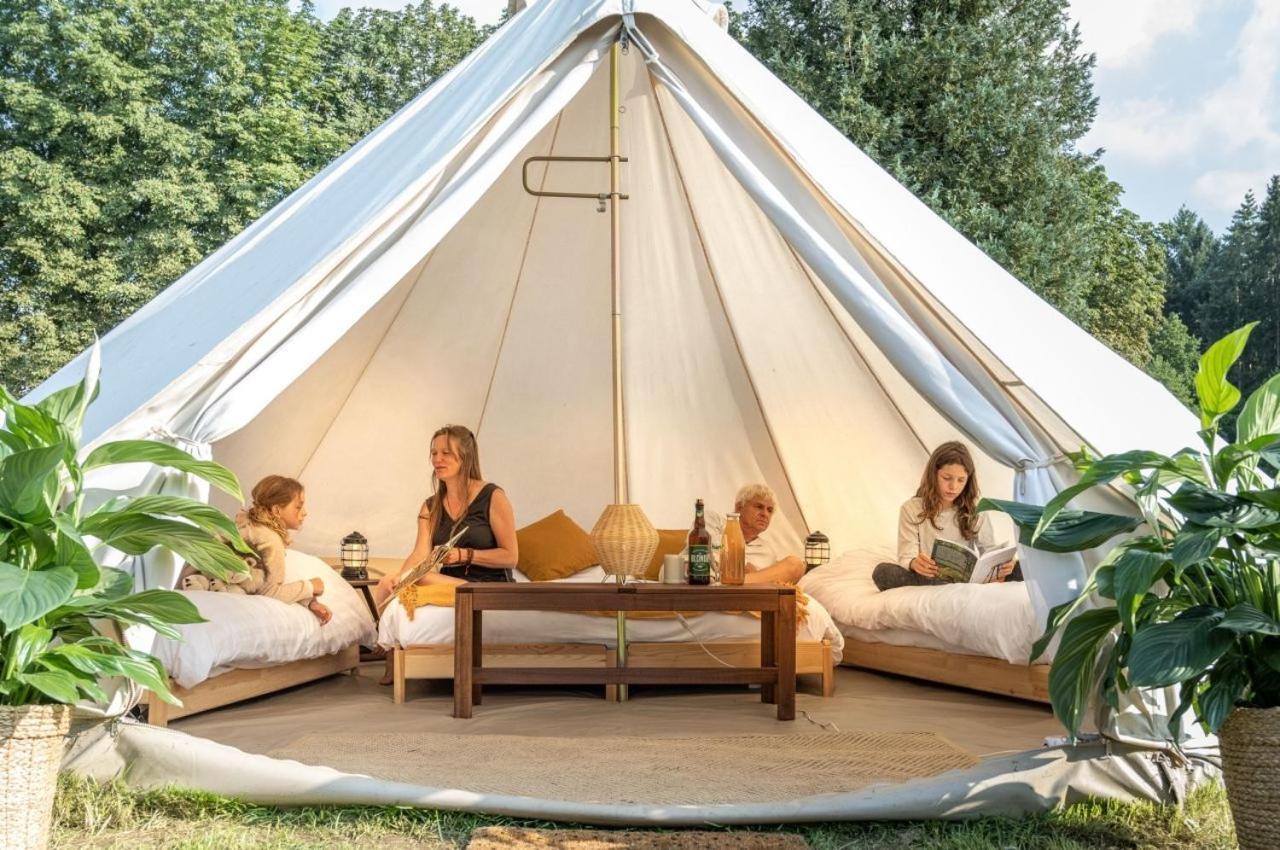 Cocoon Village - Glamping - Domaine Des Grottes De Han Rochefort Exterior photo